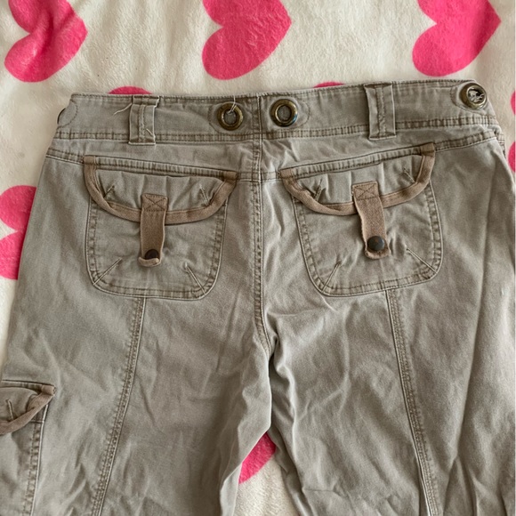 Y2K DETAILED CARGO PANTS - Picture 4 of 5